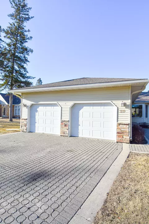 Exterior - 1217 Taft St E, Thief River Falls, MN 56701 photo 7 of 17
