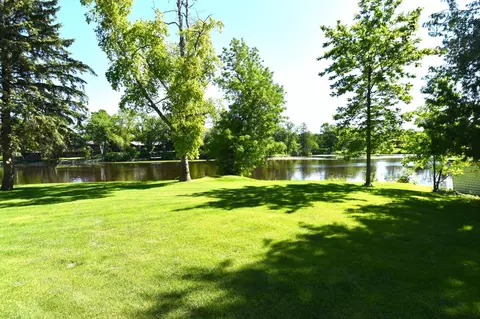 Exterior - 1217 Taft St E, Thief River Falls, MN 56701 photo 13 of 17
