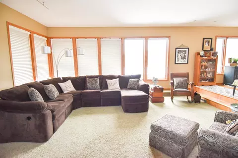 Living - 1217 Taft St E, Thief River Falls, MN 56701 photo 2 of 3