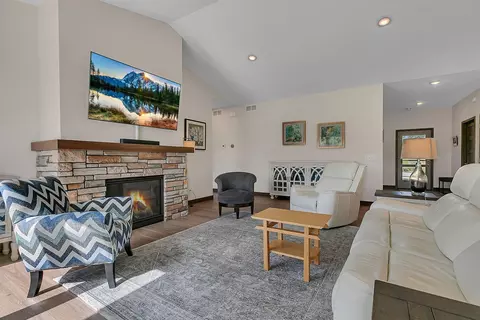 Living - 4272 30th St S, Saint Cloud, MN 56301 photo 2 of 3