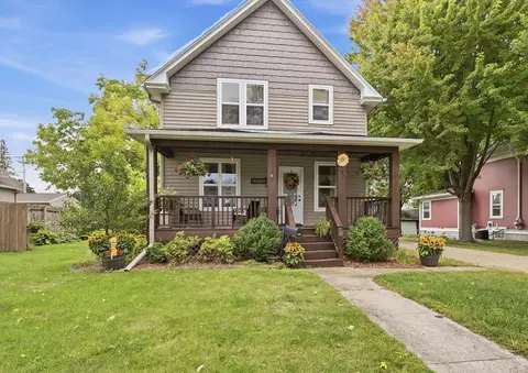 Exterior - 540 Forest St, Kenyon, MN 55946 photo 10 of 11
