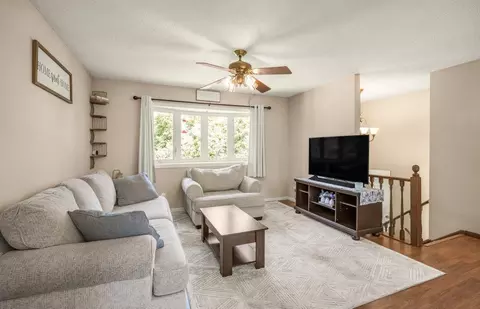 1808 W River St, Monticello, MN 55362