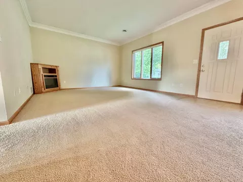 Living - 1112 Travis Rd, Marshall, MN 56258 photo 1 of 5