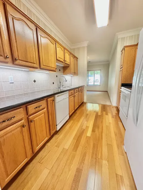 Kitchen - 1112 Travis Rd, Marshall, MN 56258 photo 1 of 2