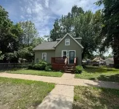 878 Monroe Ct, Saint Paul, MN 55102