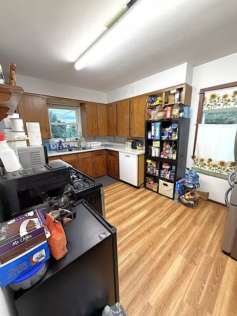 Kitchen - 65 1st St SE, Elgin, MN 55932 photo 2 of 4
