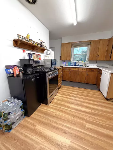 Kitchen - 65 1st St SE, Elgin, MN 55932 photo 4 of 4