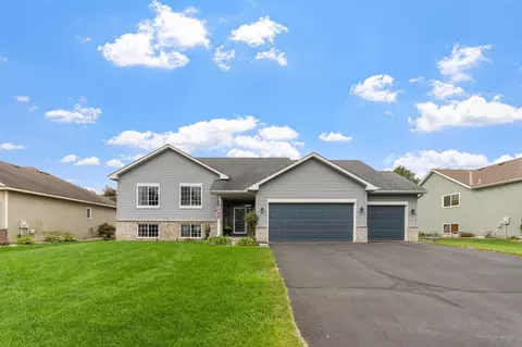 19383 Embers Ave, Farmington, MN 55024