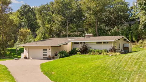 4734 Coventry Rd E, Minnetonka, MN 55345