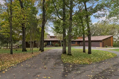 4720 55th Ave SW, Rochester, MN 55902