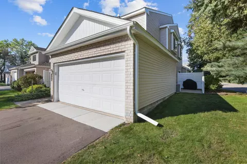 1358 Idlewood Way, Shakopee, MN 55379