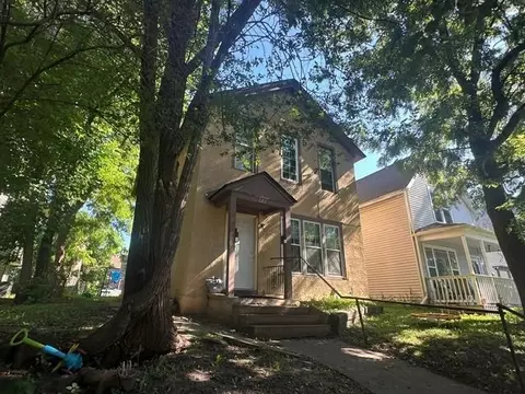 929 6th St E, Saint Paul, MN 55106