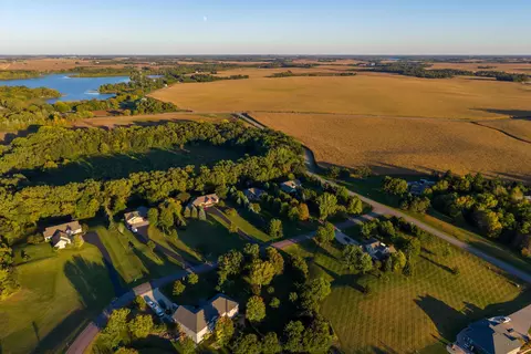 View/Area - 44229 Willow Rd, Saint Peter, MN 56082 photo 2 of 3