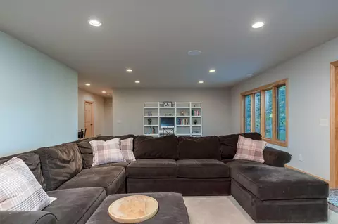 Living - 44229 Willow Rd, Saint Peter, MN 56082 photo 6 of 6