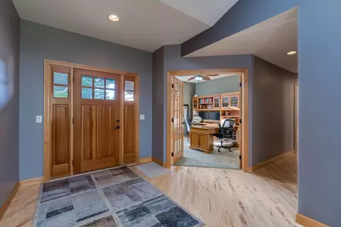 Entry Way - 44229 Willow Rd, Saint Peter, MN 56082 photo 2 of 3