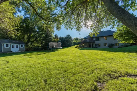 Exterior - 44229 Willow Rd, Saint Peter, MN 56082 photo 9 of 14