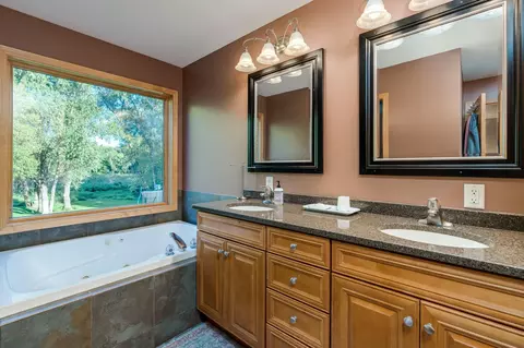 Bath - 44229 Willow Rd, Saint Peter, MN 56082 photo 1 of 4