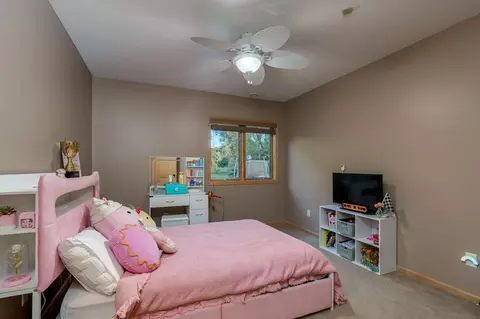 Bedroom - 44229 Willow Rd, Saint Peter, MN 56082 photo 5 of 8
