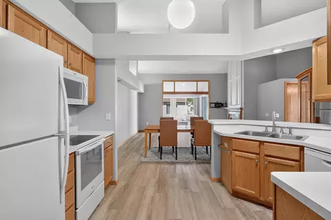 Kitchen - 9254 Prairieview Trl N, Champlin, MN 55316 photo 5 of 5