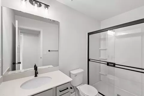 Bath - 1672 Langston Ave NE, Saint Michael, MN 55376 photo 5 of 6