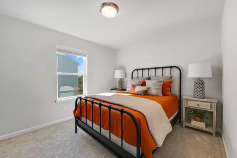 Bedroom - 1672 Langston Ave NE, Saint Michael, MN 55376 photo 7 of 8