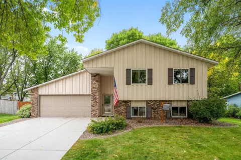 7476 Jeffery Ln S, Cottage Grove, MN 55016