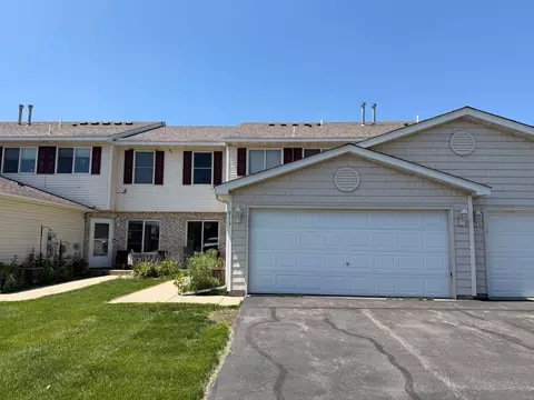913 Serenity Cir, Young America, MN 55397