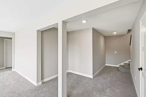 Entry Way - 1094 E Meadowsweet Dr, River Falls, WI 54022 photo 4 of 4