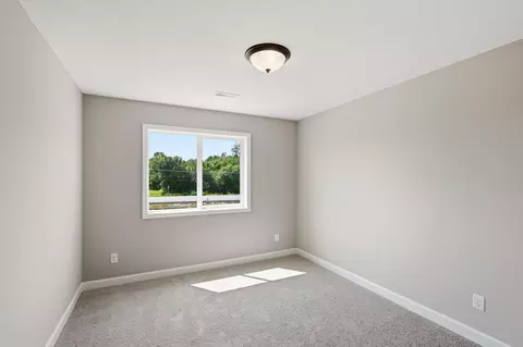 Bedroom - 1094 E Meadowsweet Dr, River Falls, WI 54022 photo 6 of 7