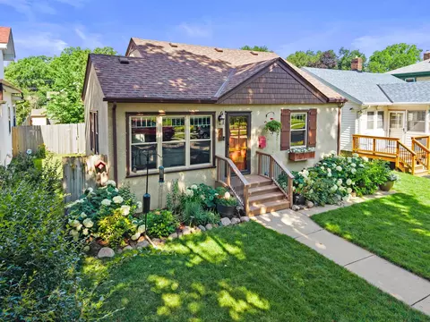 2704 Garfield St NE, Minneapolis, MN 55418