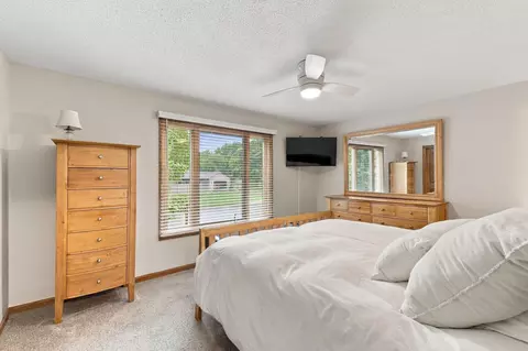Bedroom - 4760 Larson Rd, Shoreview, MN 55126 photo 1 of 6