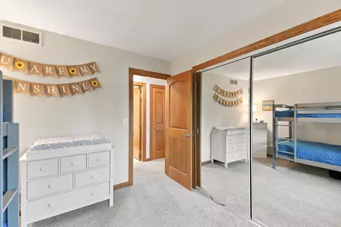 Bedroom - 4760 Larson Rd, Shoreview, MN 55126 photo 4 of 6