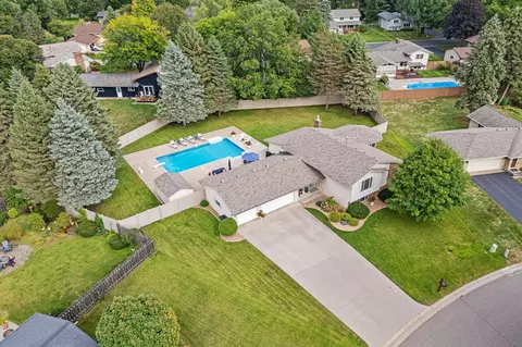 View/Area - 4760 Larson Rd, Shoreview, MN 55126 photo 2 of 11