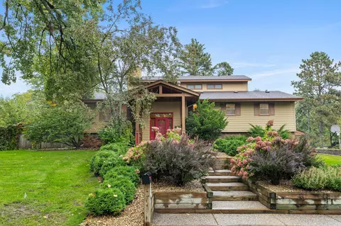 1483 Red Cedar Rd, Eagan, MN 55121