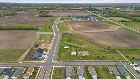 1256 Cullen St, Saint Peter, MN 56082 photo 3