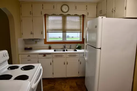 Kitchen - 1069 Pine St, Ocheyedan, IA 51354 photo 1 of 4