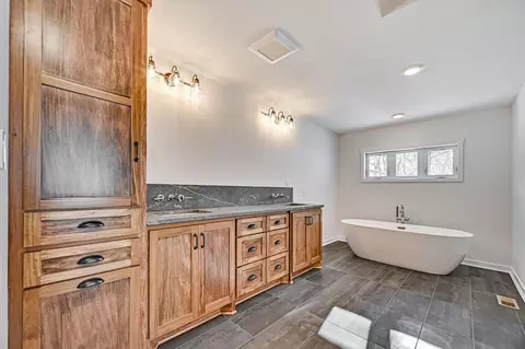 Bath - 12052 Olson Rd, Harris, MN 55032 photo 6 of 6
