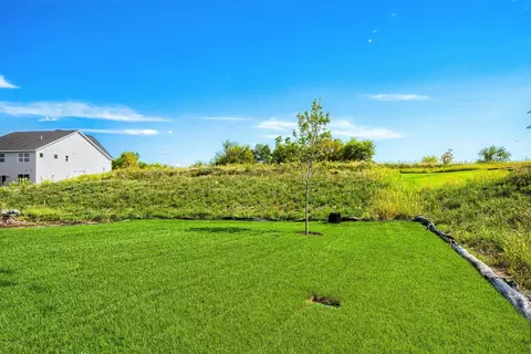 Exterior - 1130 136th St E, Rosemount, MN 55068 photo 4 of 5