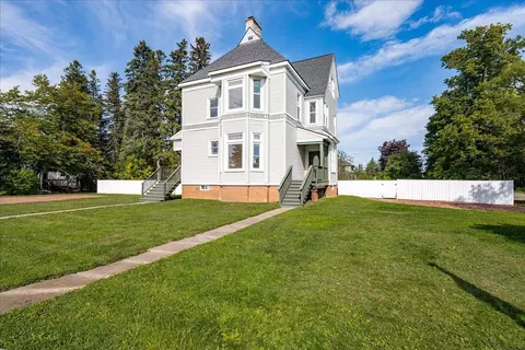107 E 7th St, Superior, WI 54880