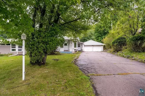 Exterior - 4016 Allendale Ave, Duluth, MN 55803 photo 3 of 10