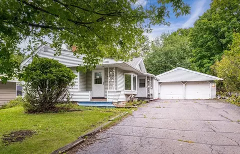 Exterior - 4016 Allendale Ave, Duluth, MN 55803 photo 5 of 10