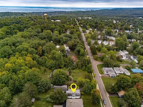 View/Area - 4016 Allendale Ave, Duluth, MN 55803 photo 3 of 4