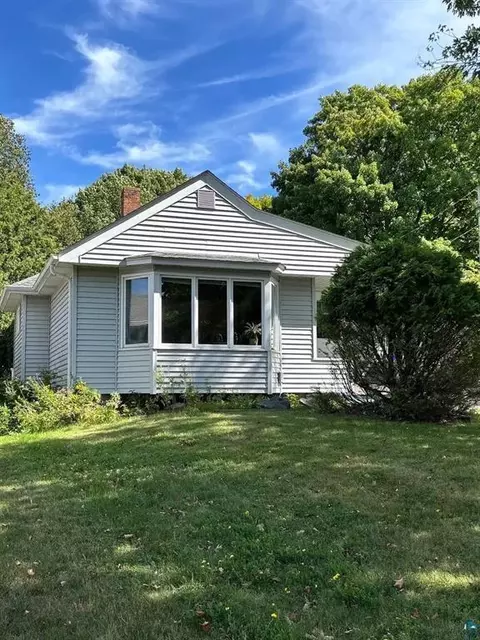 Exterior - 4016 Allendale Ave, Duluth, MN 55803 photo 6 of 10