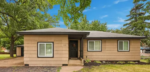 113 1st St N, Waite Park, MN 56387