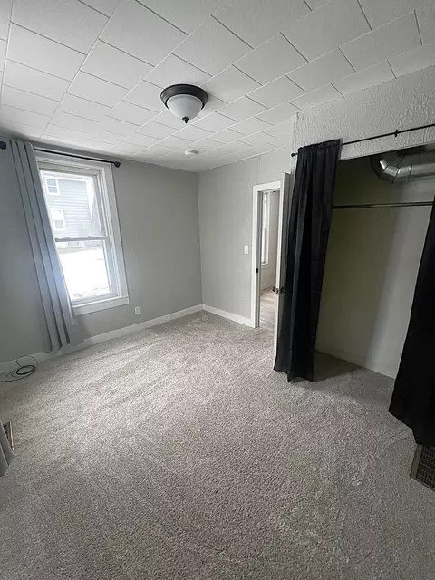 Bedroom - 130 6th St SW, Plainview, MN 55964 photo 1 of 5