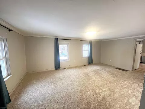 Living - 130 6th St SW, Plainview, MN 55964 photo 1 of 3