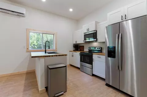 Kitchen - 4707 Red Pine Dr NW, Hackensack, MN 56452 photo 2 of 6