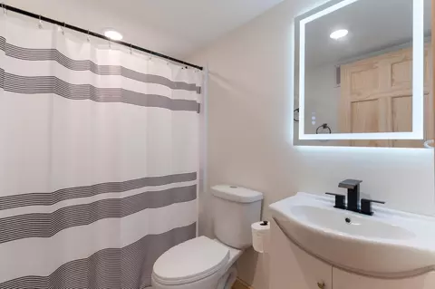 Bath - 4707 Red Pine Dr NW, Hackensack, MN 56452 photo 1 of 4