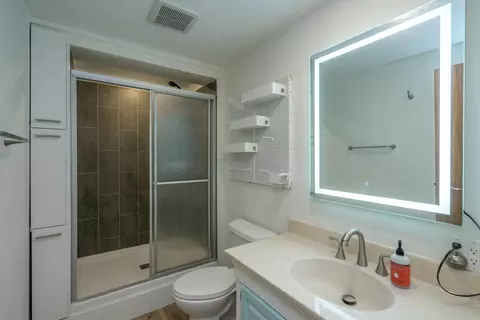 Bath - 4707 Red Pine Dr NW, Hackensack, MN 56452 photo 3 of 4