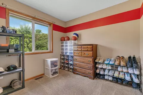 Bedroom - 10144 157th Ave SE, Becker, MN 55308 photo 4 of 5